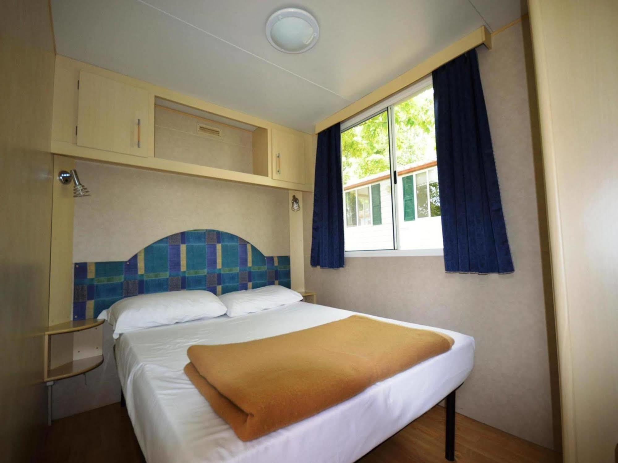 Hu Firenze Certosa Camping In Town Impruneta Exteriör bild